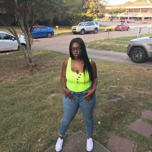 Meet your Posher, Cierra